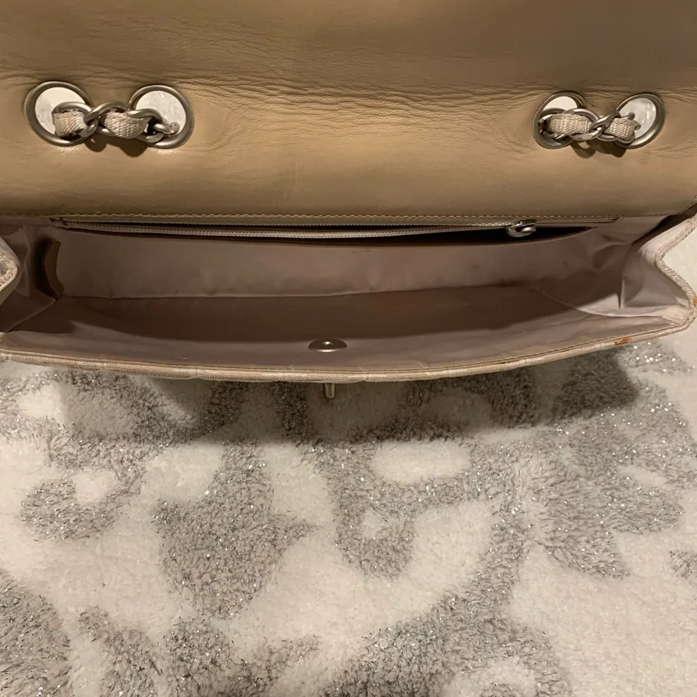 Channel Handbag - Picture 3 of 5